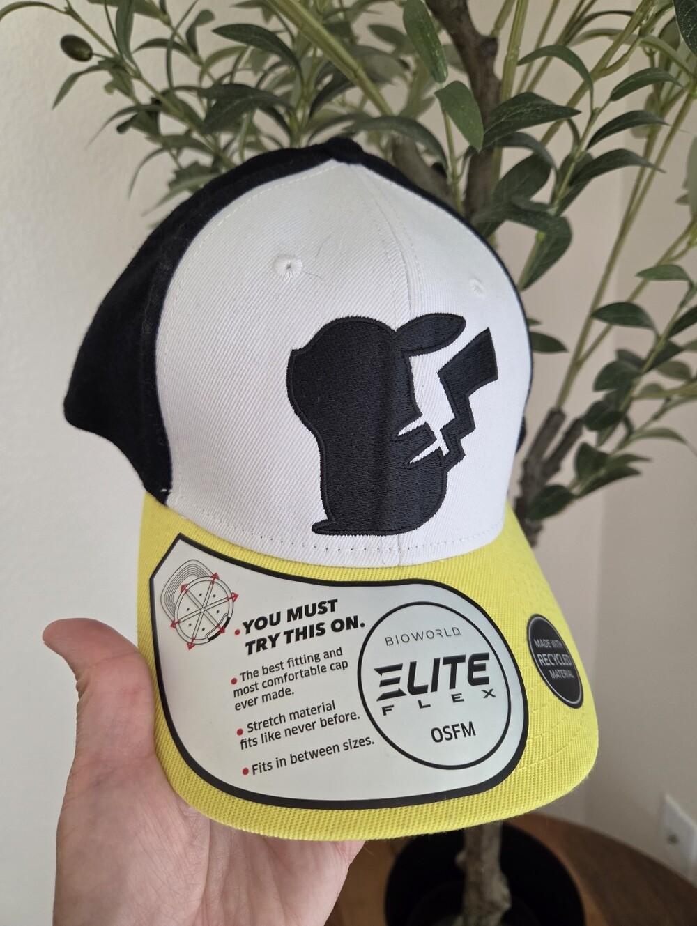Bioworld Black, White & Yellow Pikachu Silhouette Cap